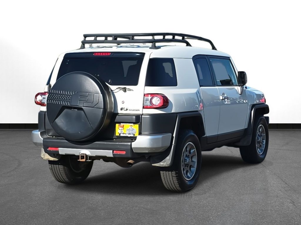 2013 Toyota FJ Cruiser Base photo 5