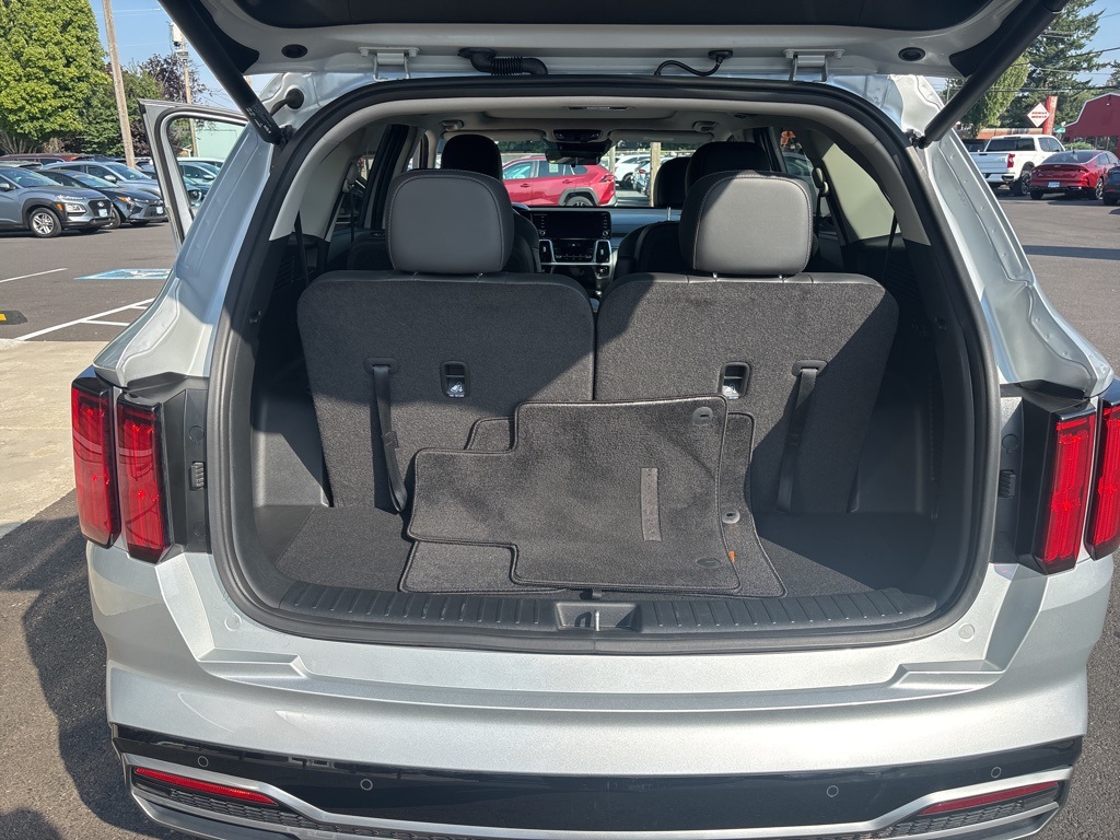 2022 Kia Sorento SX photo 16