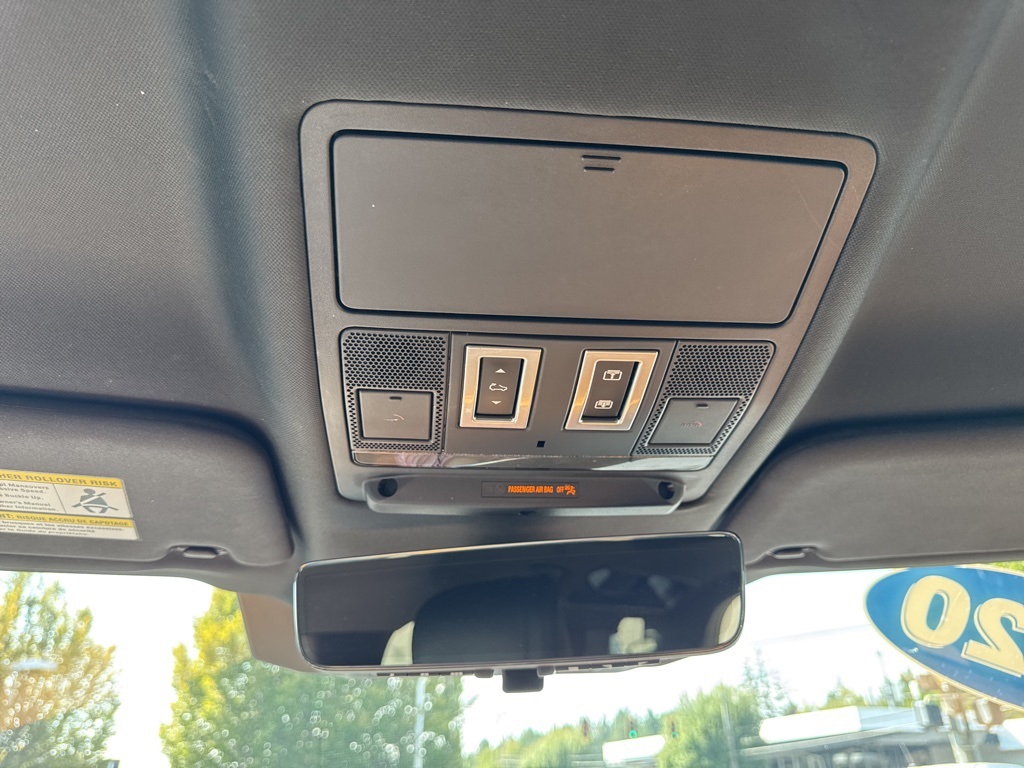 2020 Land Rover Defender 110 X photo 30