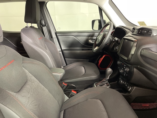 2023 Jeep Renegade Trailhawk photo 13