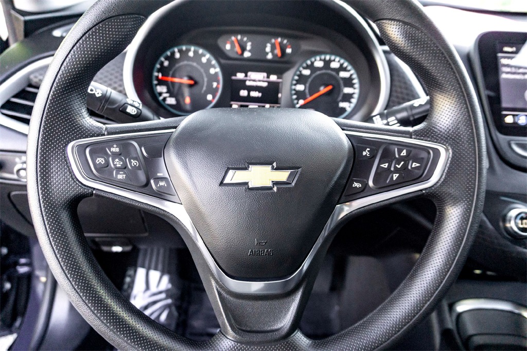 2025 Chevrolet Malibu 1LT photo 16