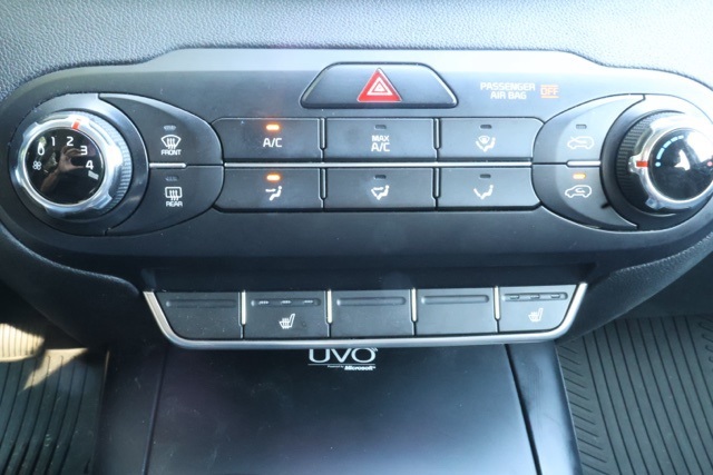 2016 Kia Sorento LX photo 17