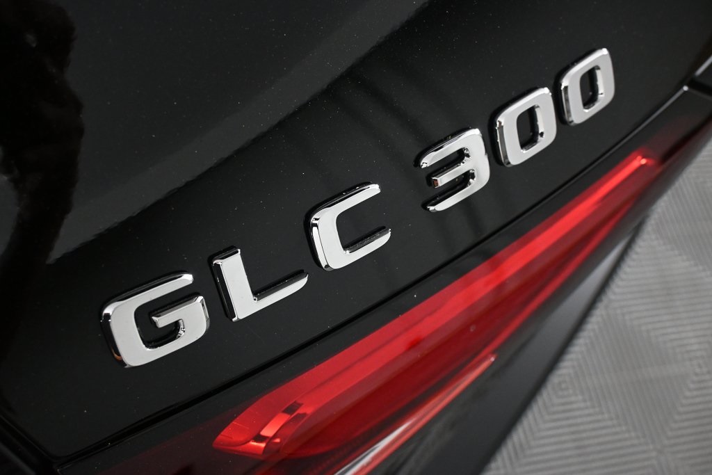 2026 Mercedes Benz GLC 300 4MATIC photo 18