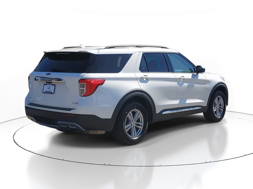 2020 Ford Explorer XLT photo 3