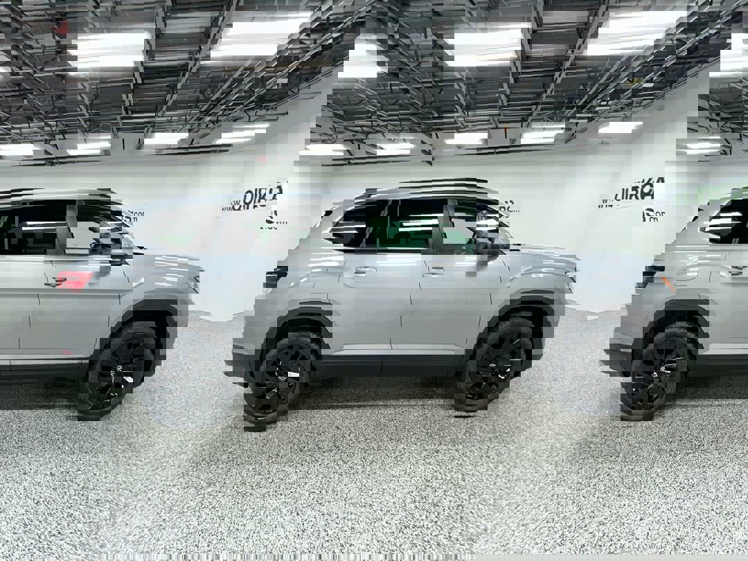 2026 Volkswagen Atlas SE Technology photo 3