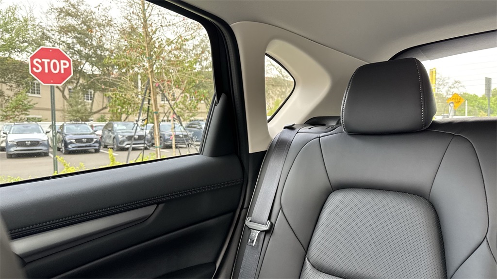 2024 Mazda CX-5 2.5 Select photo 16