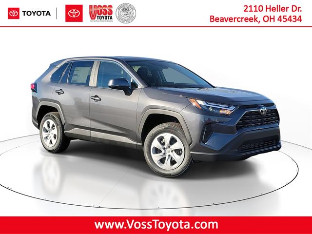 2025 Toyota RAV4 LE's photo