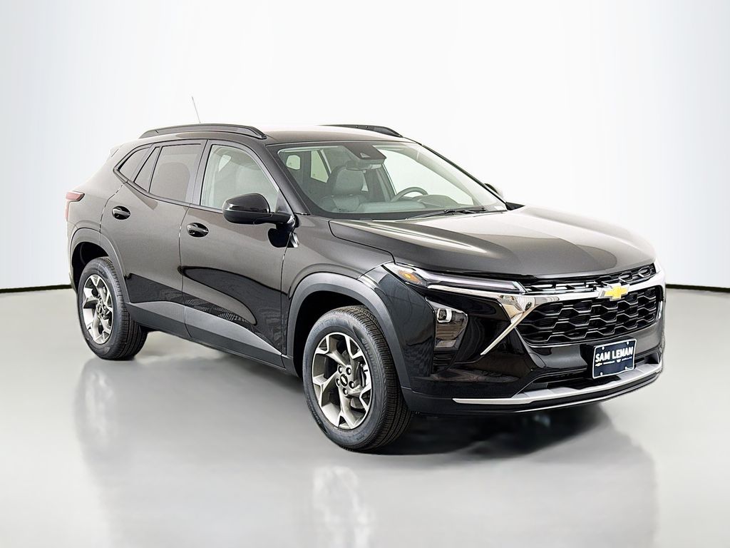 2025 Chevrolet Trax LT's photo