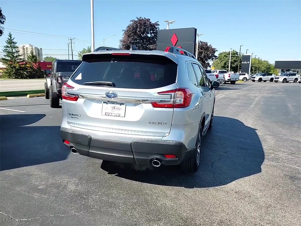 2024 Subaru Ascent Premium photo 13