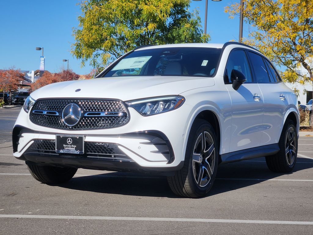 2026 Mercedes Benz GLC 300 4MATIC photo 3