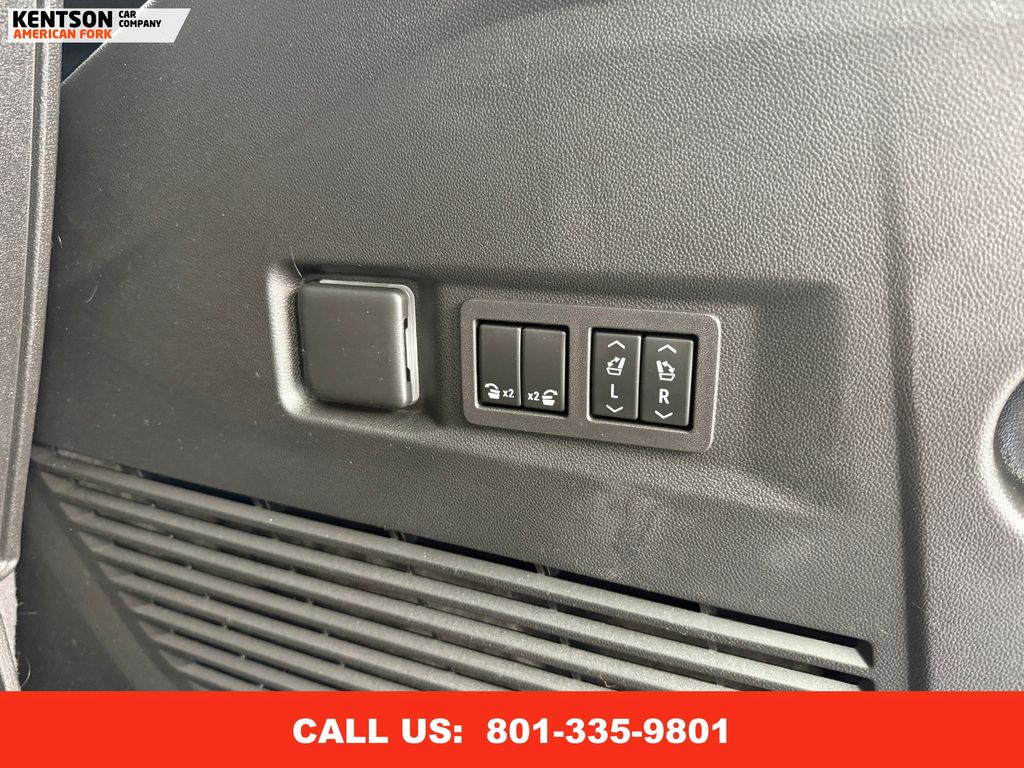 2024 Gmc Yukon SLT photo 37