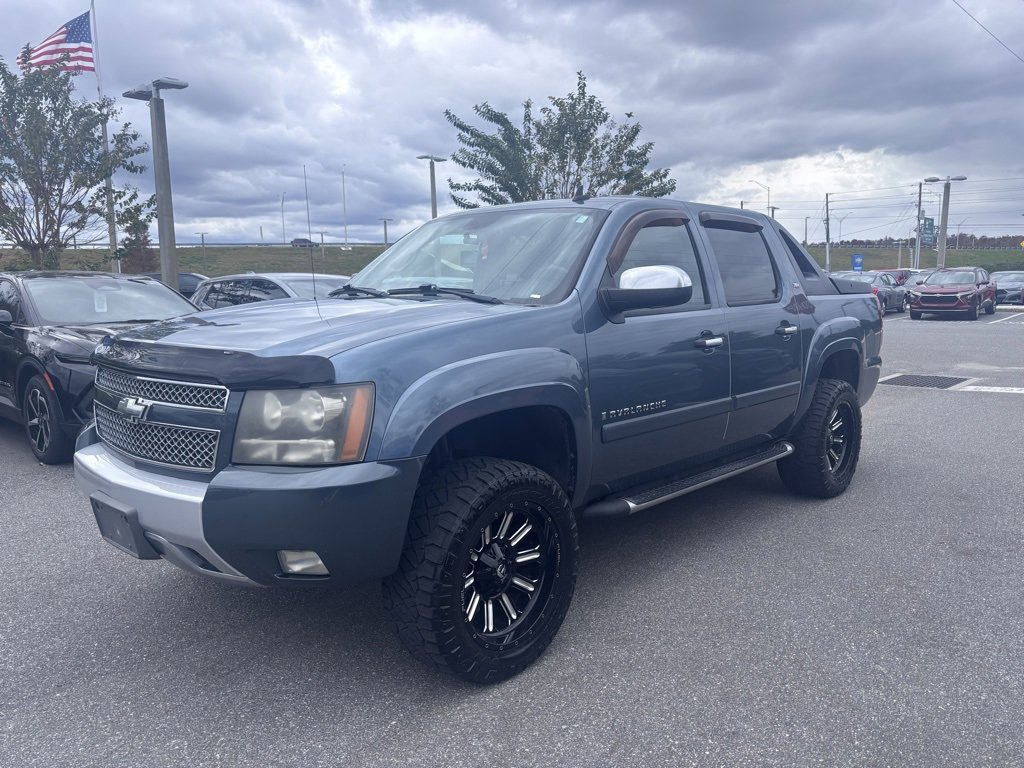 2008 Chevrolet Avalanche's photo