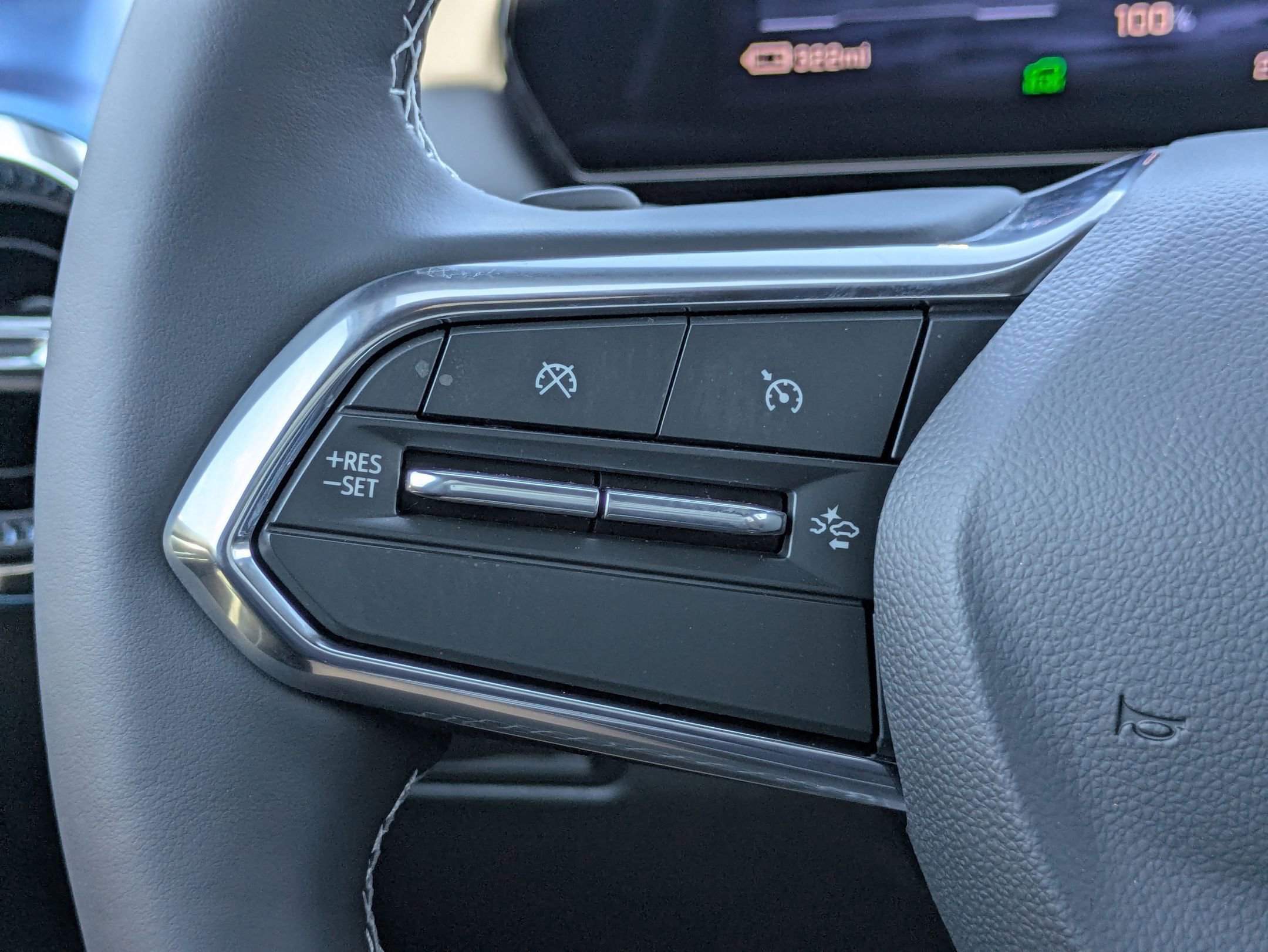 2026 Chevrolet Equinox EV 1LT photo 22