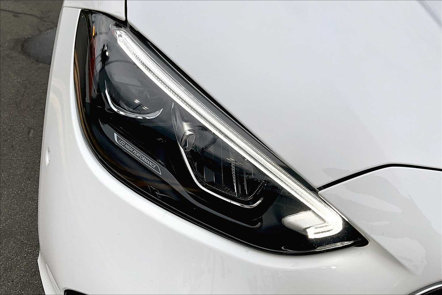 2024 Mercedes Benz C 300 photo 25