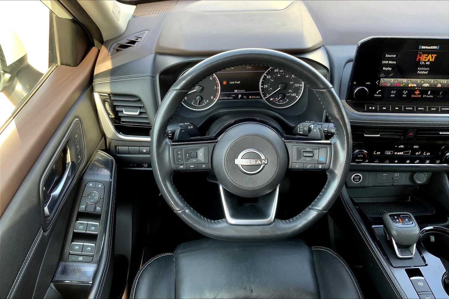 2023 Nissan Rogue SL photo 4