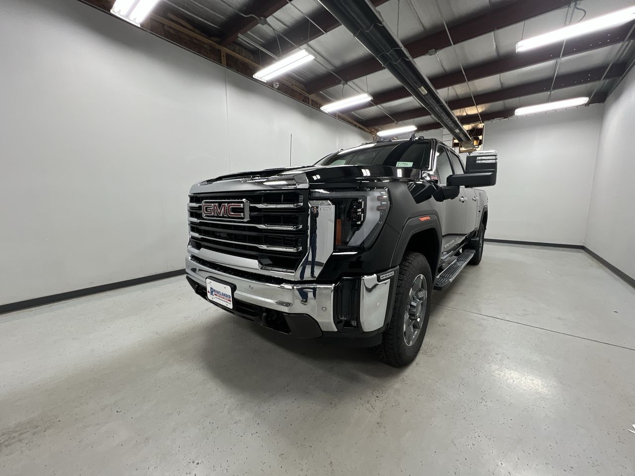 2025 Gmc Sierra 2500 HD SLT photo 3
