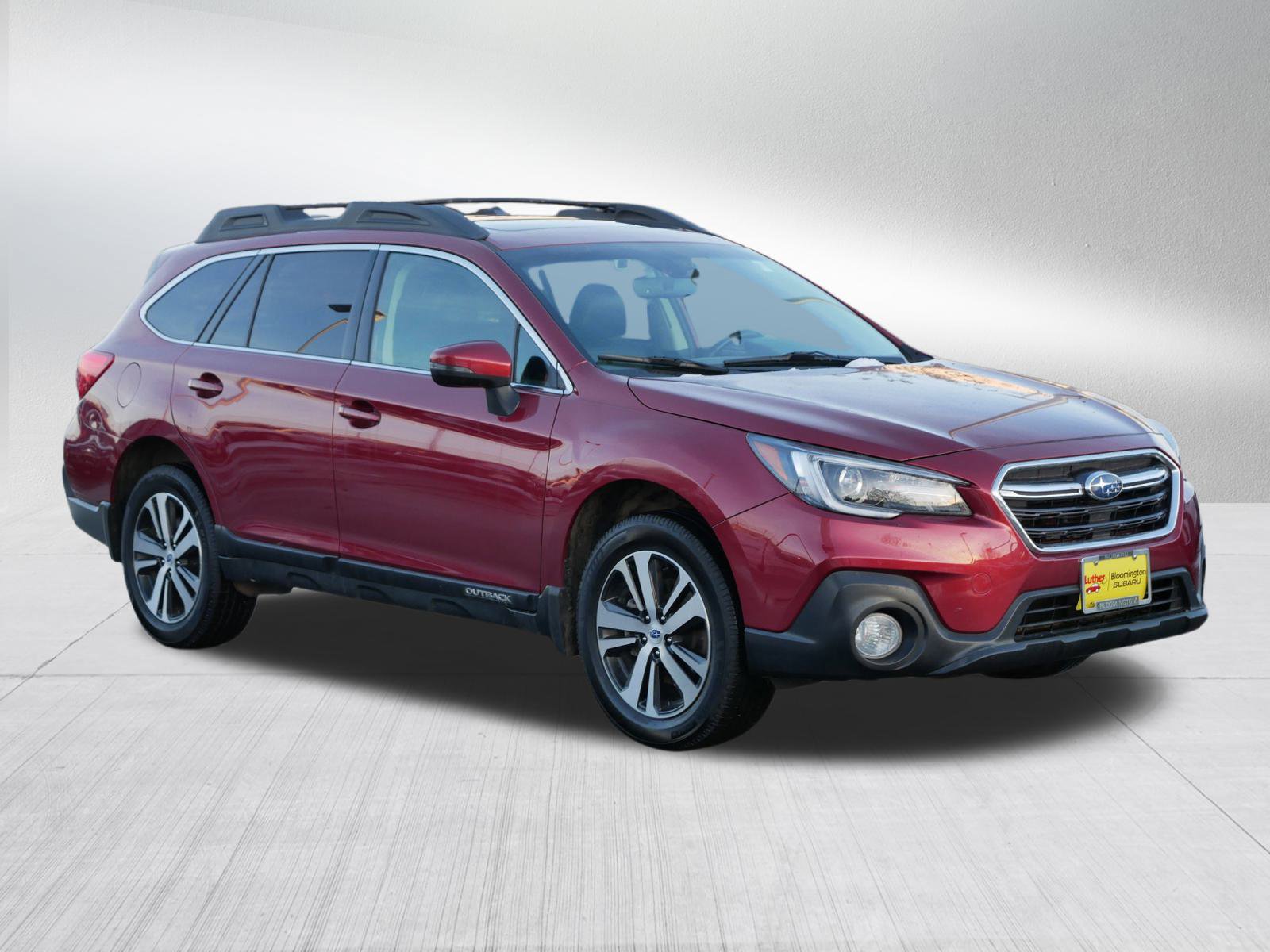 2019 Subaru Outback Limited's photo