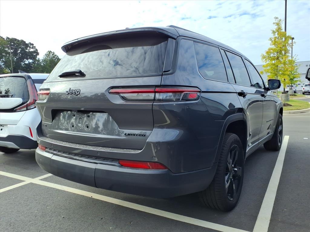 2025 Jeep Grand Cherokee Limited photo 4