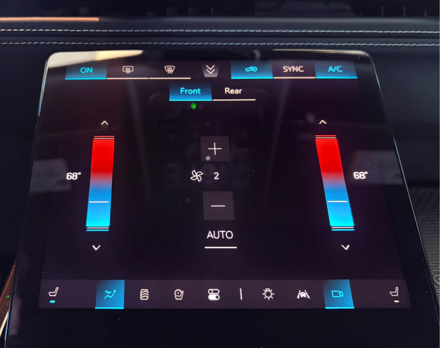 2025 Cadillac Escalade Premium Luxury photo 11