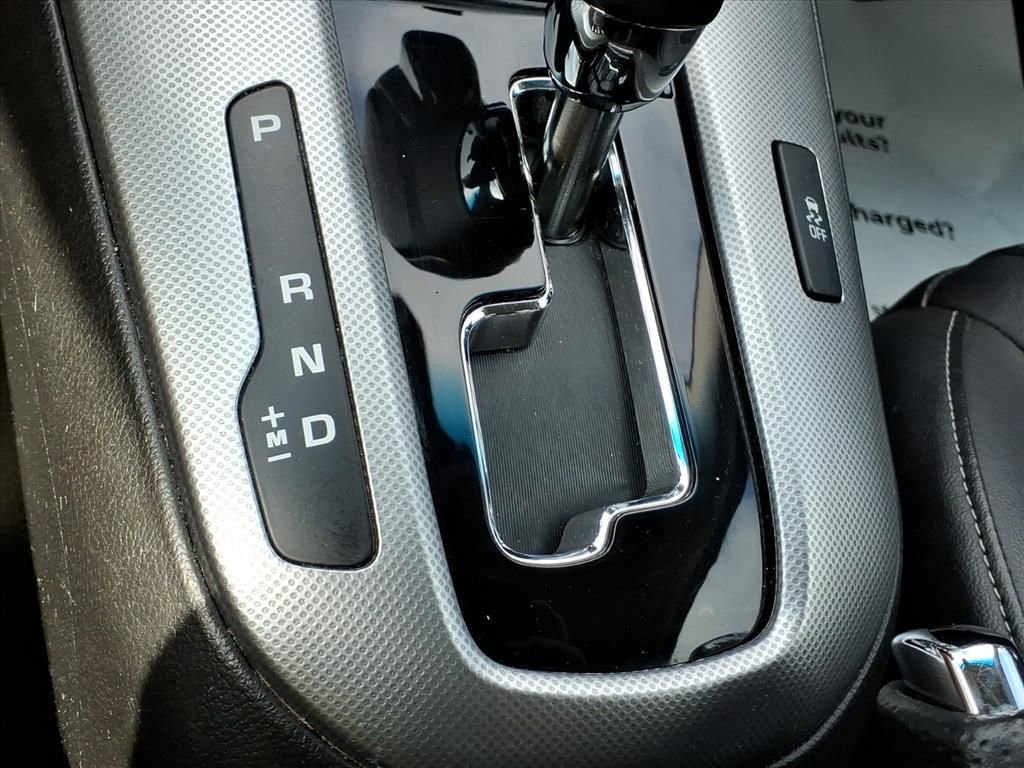 2012 Chevrolet Cruze LTZ photo 17