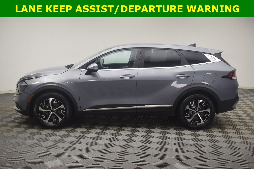 2023 Kia Sportage EX photo 8