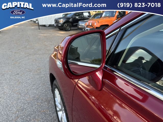 2011 Lexus RX 450h photo 12