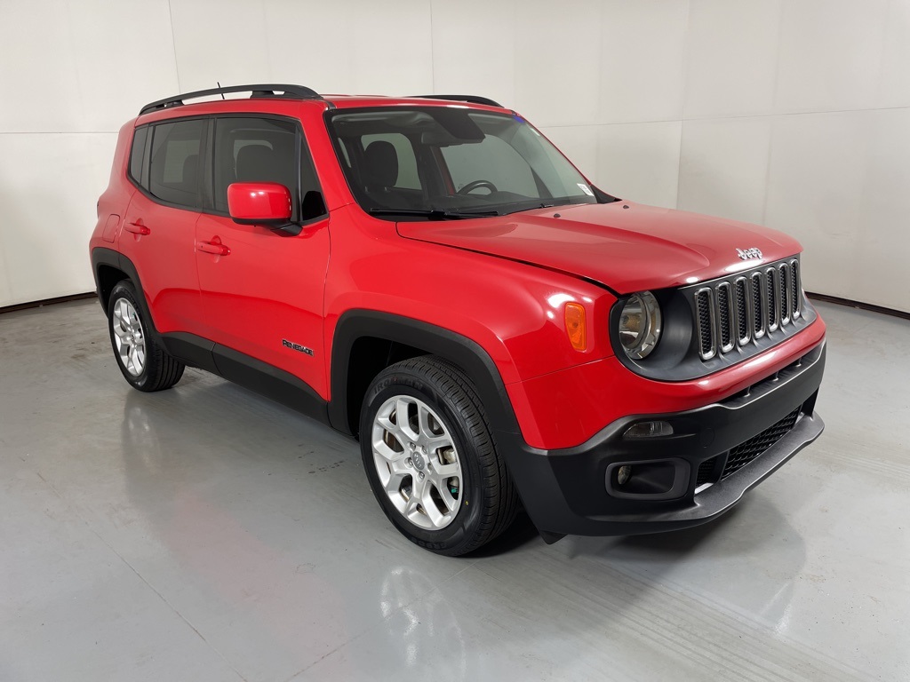 2016 Jeep Renegade Latitude photo 2