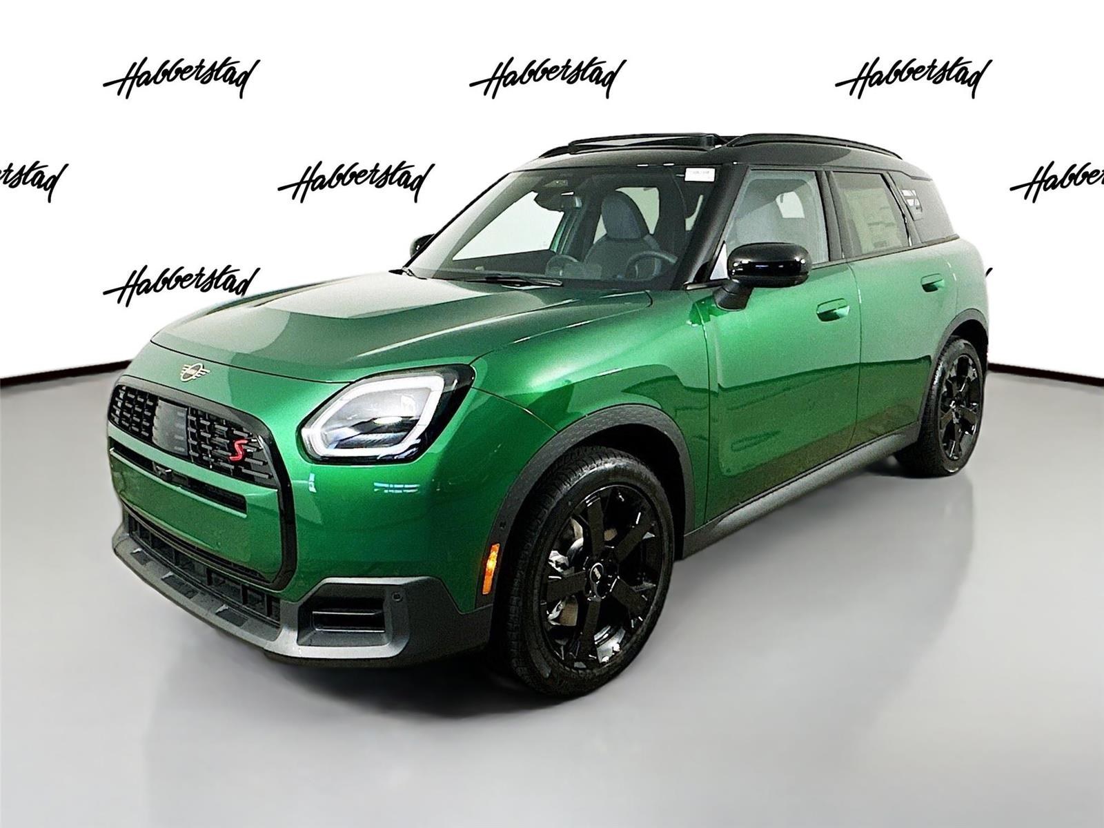 2025 MINI Countryman S's photo