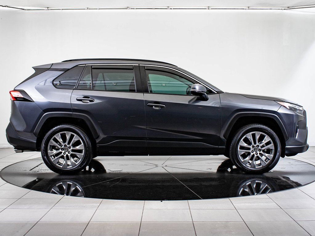 2025 Toyota RAV4 XLE Premium photo 6