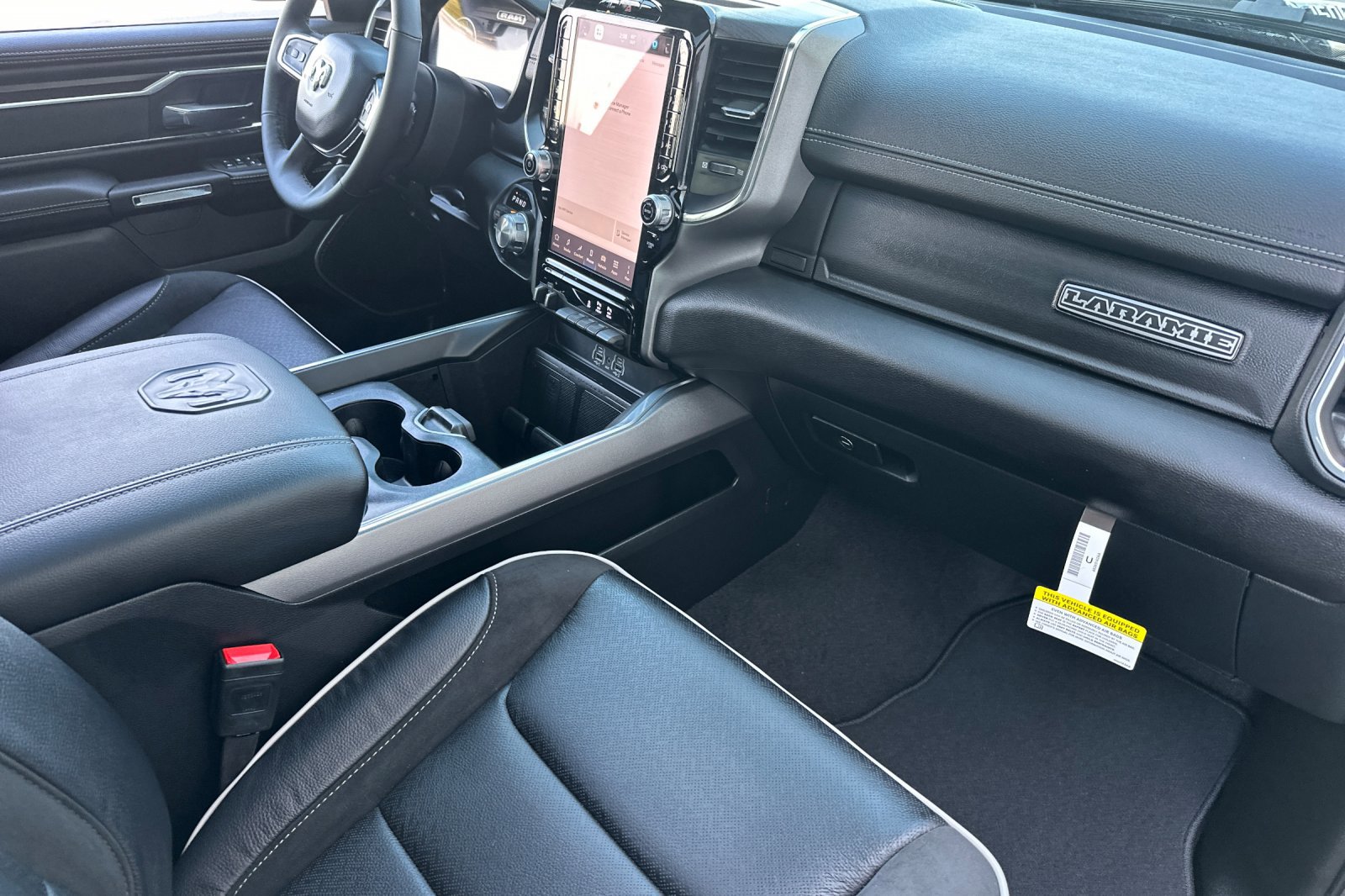 2025 Ram 1500 Laramie photo 12