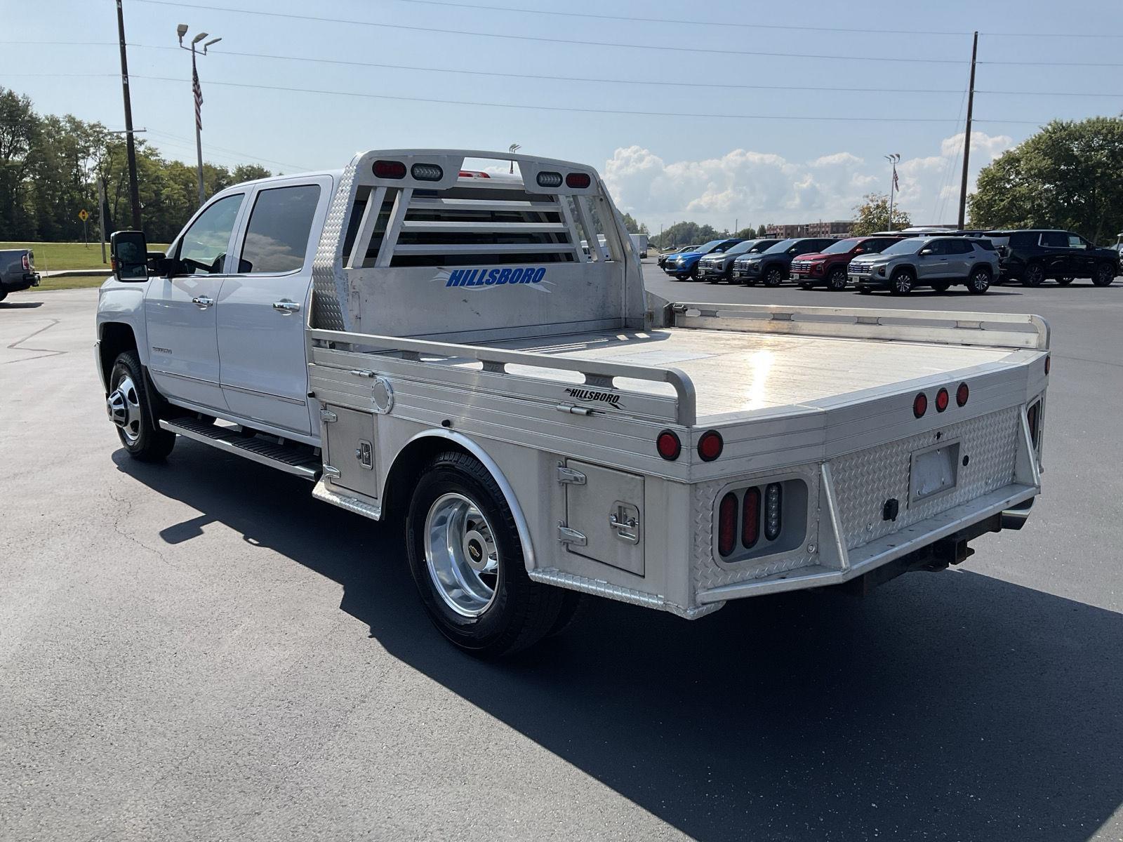 2019 Chevrolet Silverado 3500HD LTZ photo 8