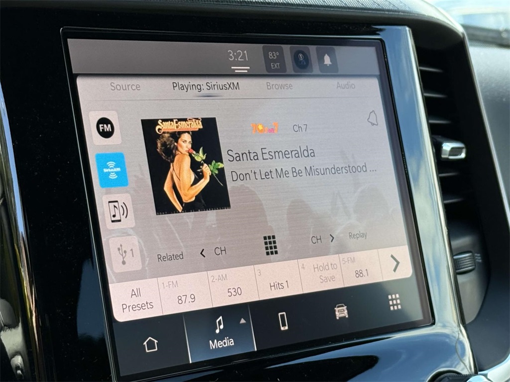 2025 Ram 1500 Big Horn Lone Star photo 3