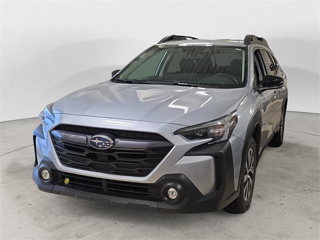 2025 Subaru Outback Premium's photo