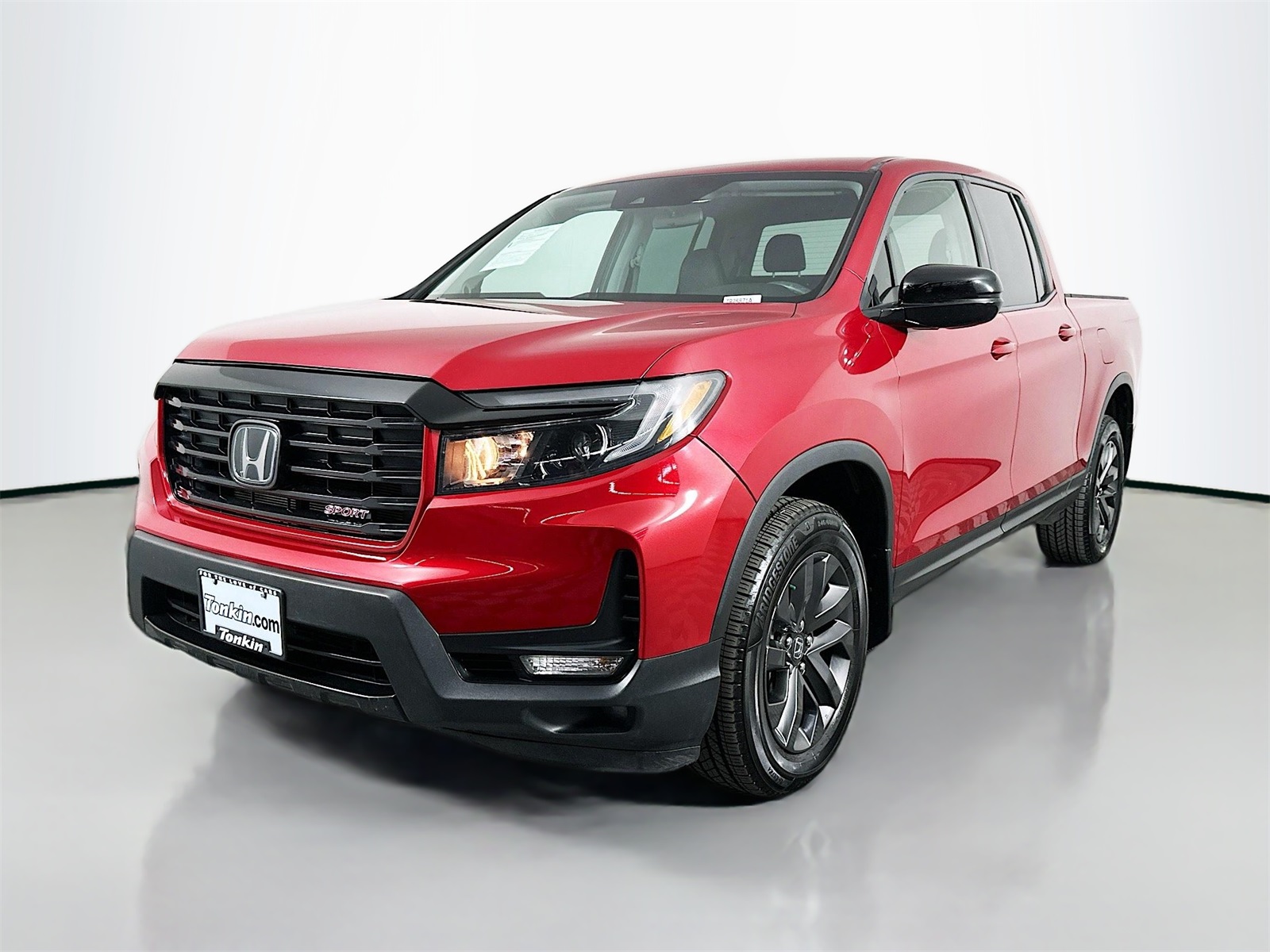 2021 Honda Ridgeline Sport photo 3