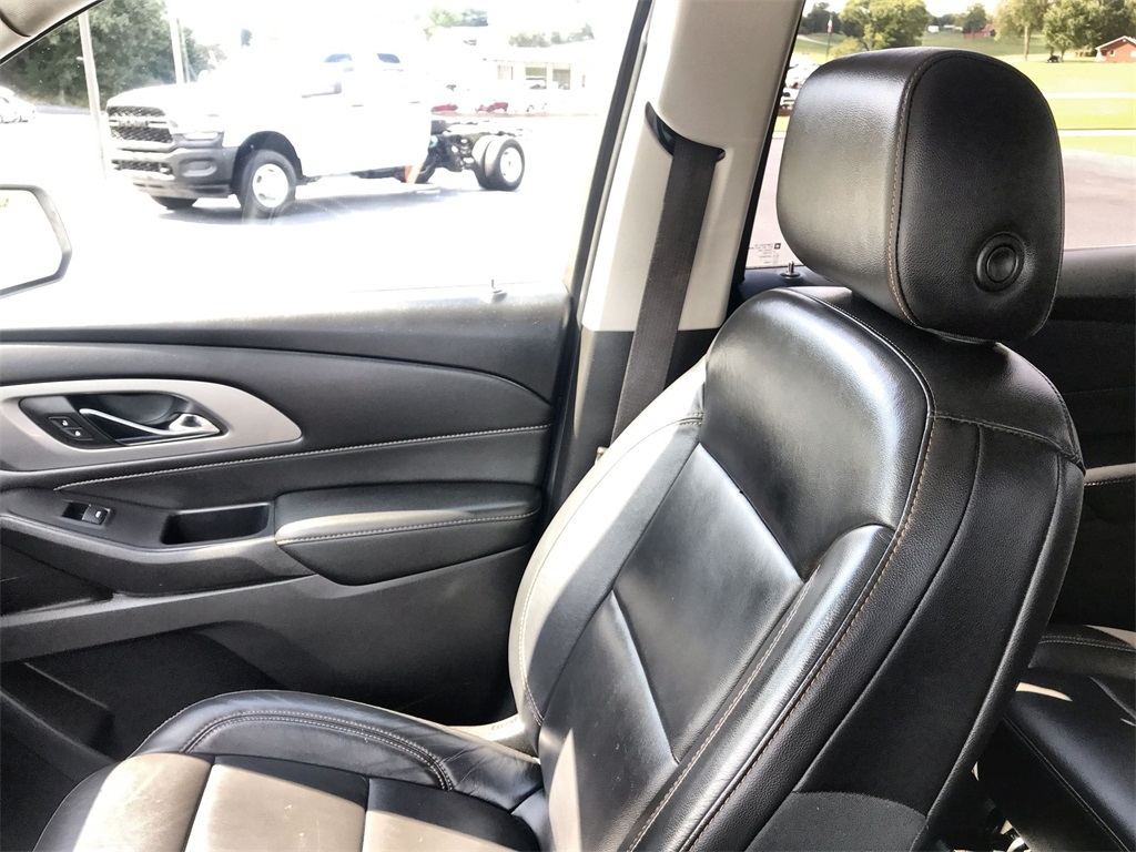 2021 Chevrolet Traverse Leather photo 23