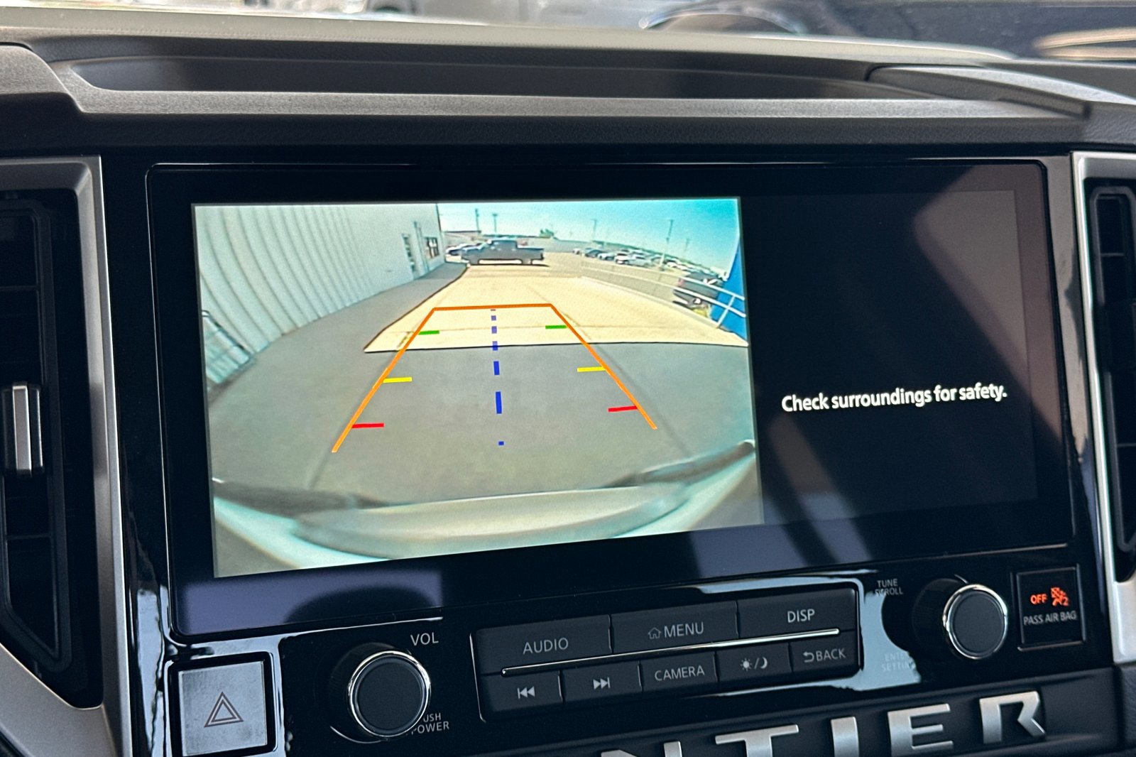 2025 Nissan Frontier SV photo 14
