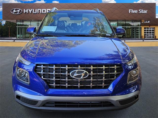 2026 Hyundai Venue SEL photo 2