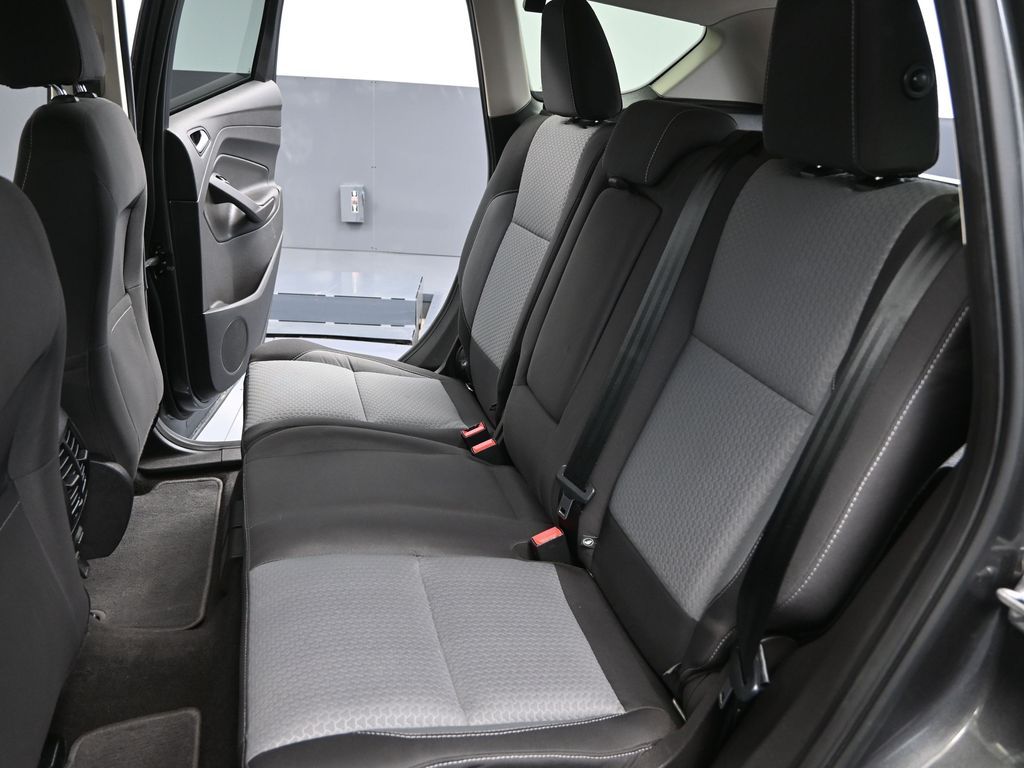 2017 Ford Escape SE photo 31
