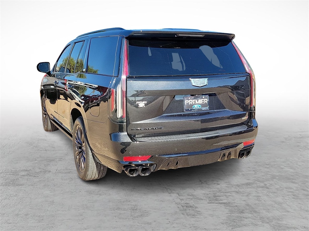 2024 Cadillac Escalade V-Series photo 4