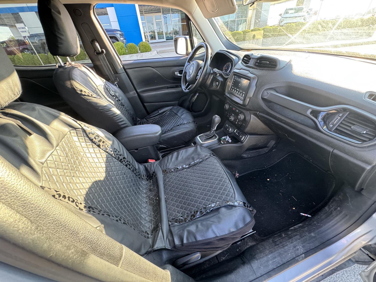 2019 Jeep Renegade Altitude photo 21