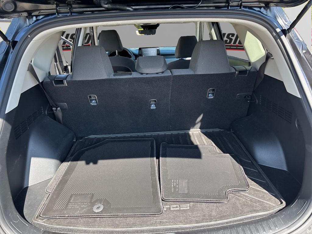 2023 Kia Seltos LX photo 11
