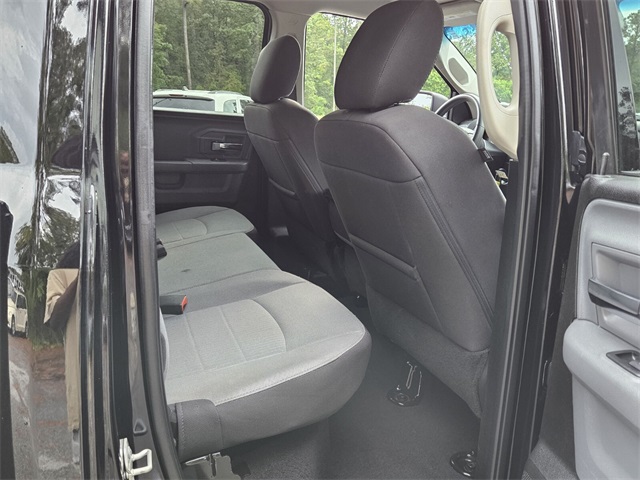 2024 Ram 1500 Classic SLT photo 14