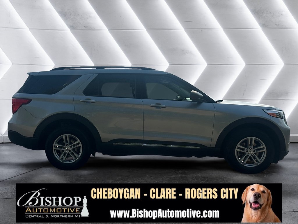 2023 Ford Explorer XLT photo 14