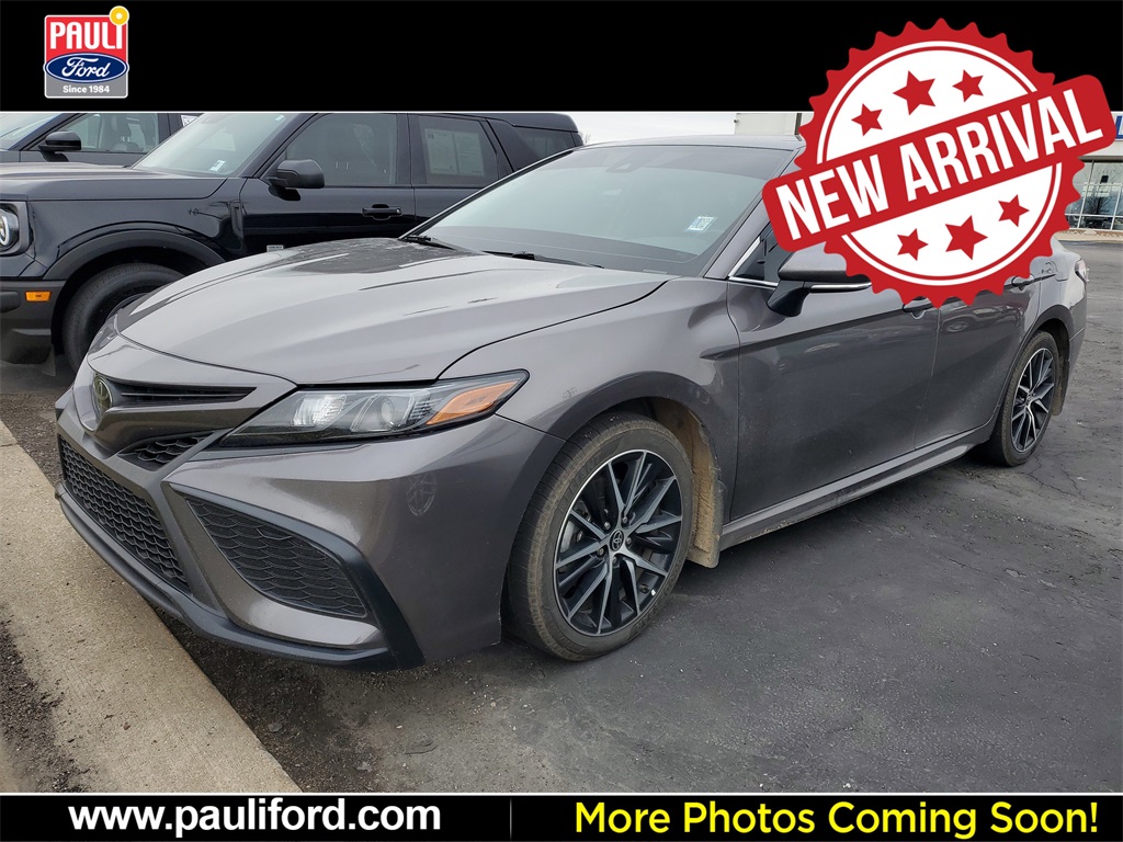 2023 Toyota Camry SE photo 2