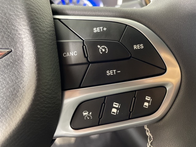 2026 Chrysler Pacifica photo 24