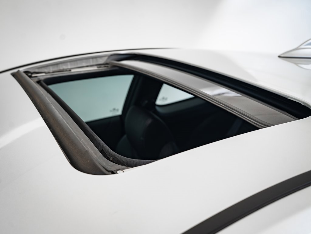 2013 Hyundai Genesis Coupe 3.8 Track photo 13
