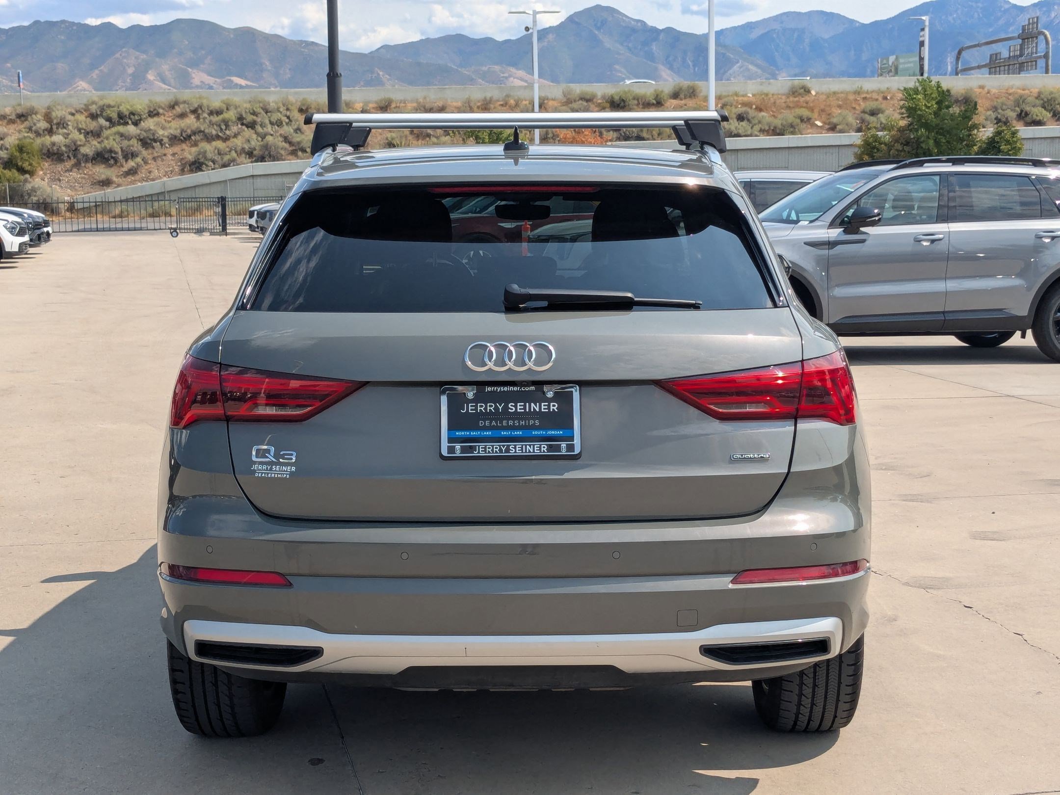 2022 Audi Q3 Premium Plus photo 4