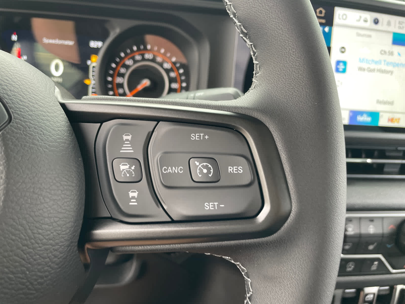2025 Jeep Gladiator Sport S photo 23