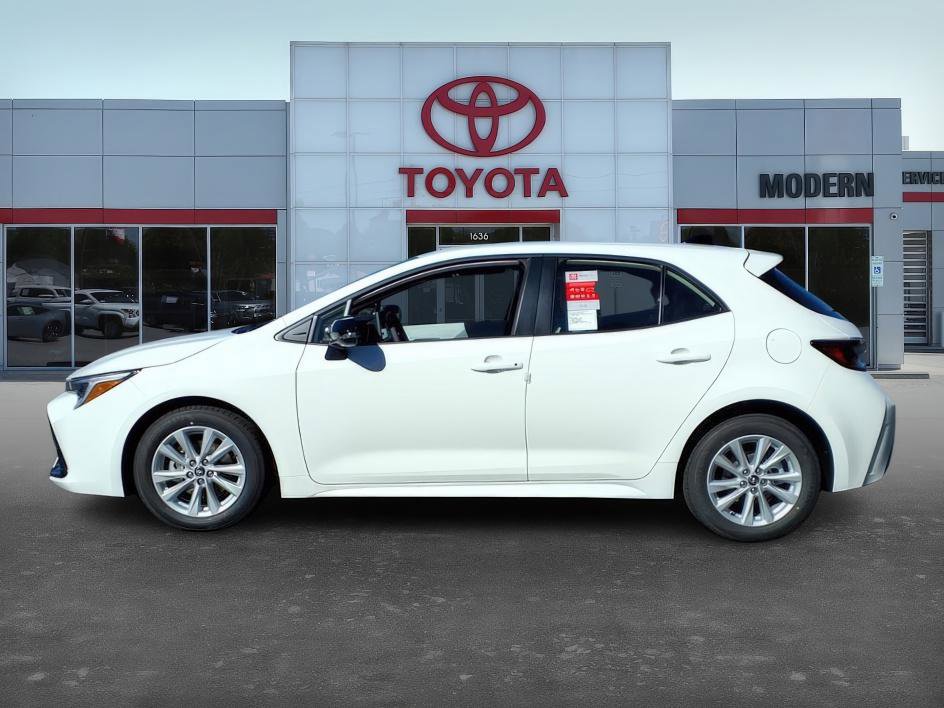 2026 Toyota Corolla SE photo 3