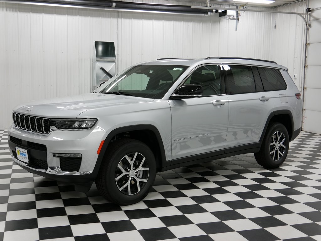 2025 Jeep Grand Cherokee Limited photo 4